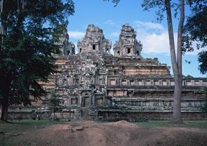 快適なビジネスと観光の拠点に最適！東横INN近鉄四日市駅北口の魅力と詳細解説